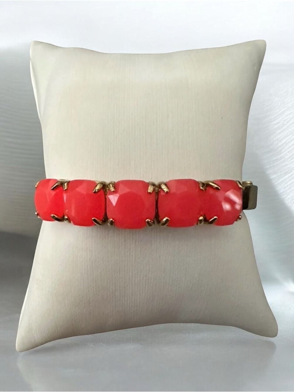 Kate Spade Squared Away Crystal Hinged Bracelet Beautiful Coral Gems 2081
